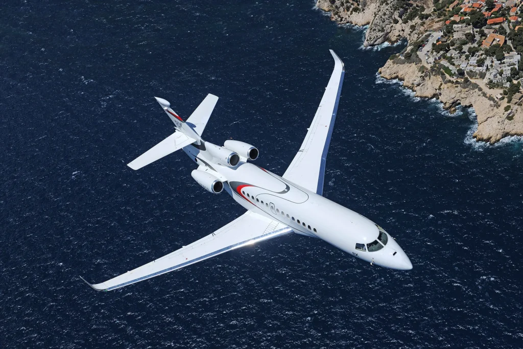 FALCON 8x