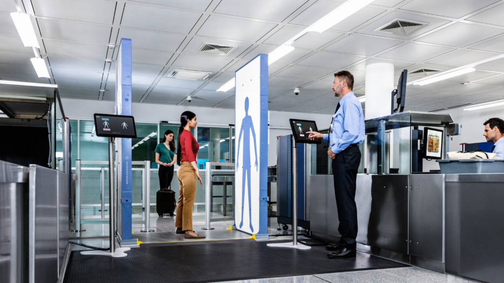 India Strengthens Airport Screening After Ebola Travel Advisory