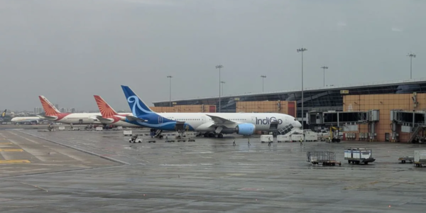 Delhi Airport Issues Flight Delay Alert Amid Heavy Rain and Thunderstorms in NCR