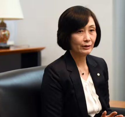 Japan Airlines CEO Slashes Pay by 30% After Cabin Crew Alcohol Scandal