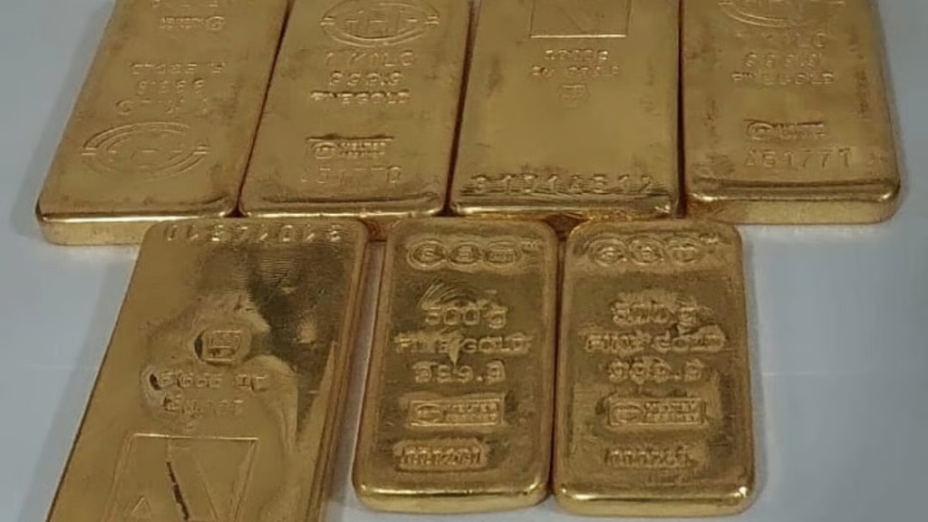 ₹7.49 Crore Gold Smuggling Racket Busted by DRI, Six Held