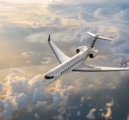 Bombardier Global 8000 Sets LA–Farnborough Speed Record