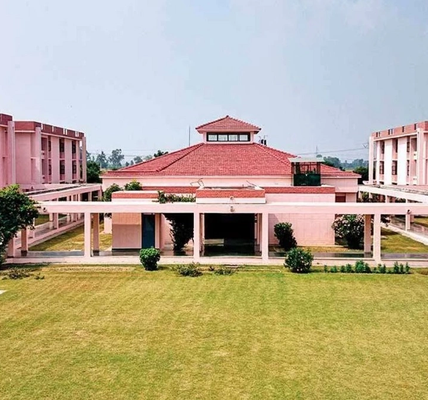 Rakesh Gangwal Commits Rs 300 Crore to IIT Kanpur Medical School
