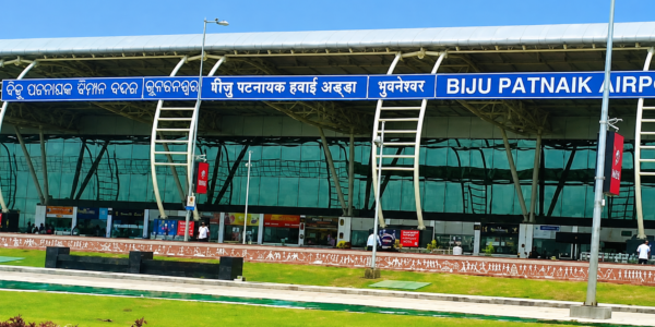 Passenger Climbs Luggage Belt After Flight Cancellation at Bhubaneswar Airport
