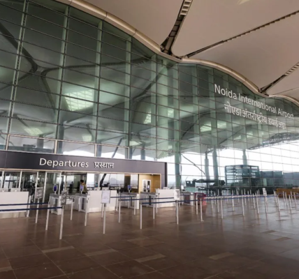 27-Km Light Restrictions Introduced to Ensure Flight Safety