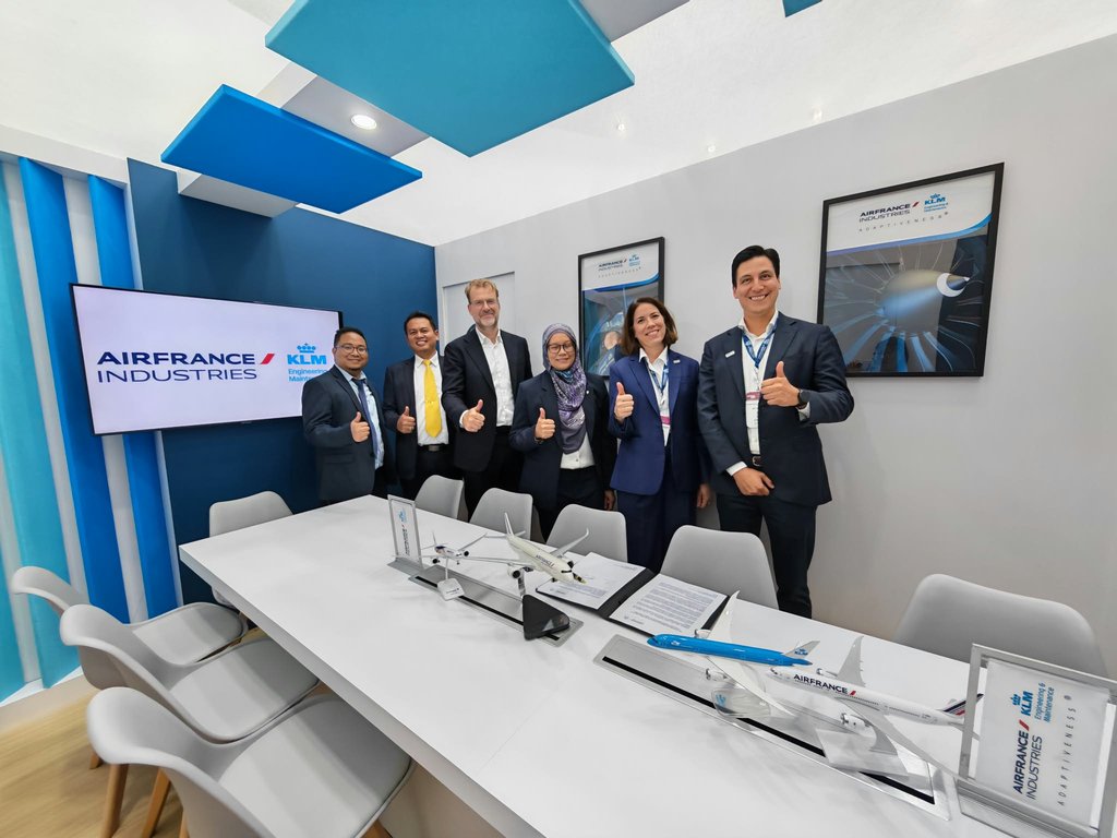 AFI KLM E&M and Malaysia Airlines Berhad Sign Long-Term Component Support Agreement to support A350 Fleet