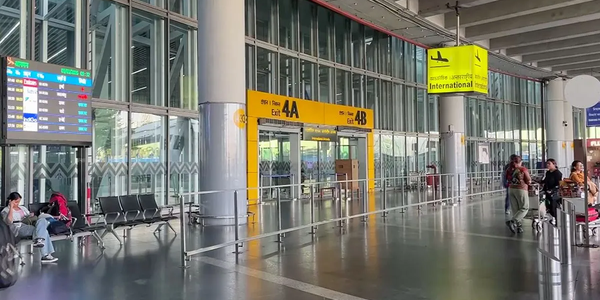 Bomb Scare Warning Note Found on Gorakhpur-Bound Flight