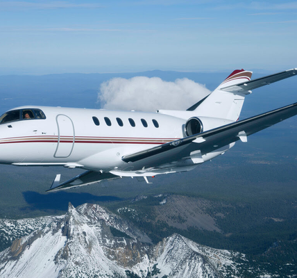 Hawker operators gain access to high-speed Starlink connectivity through Textron Aviation Customer Support network