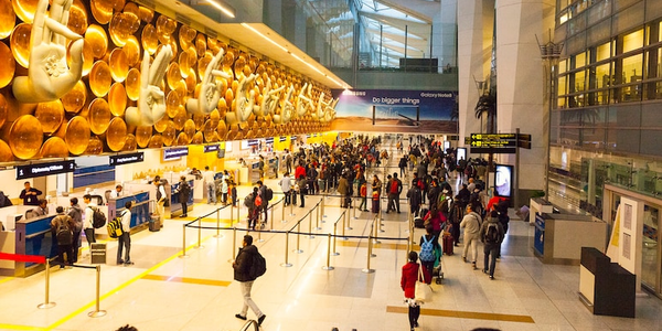 Three Italians Allegedly Board Munich Flight Without Immigration