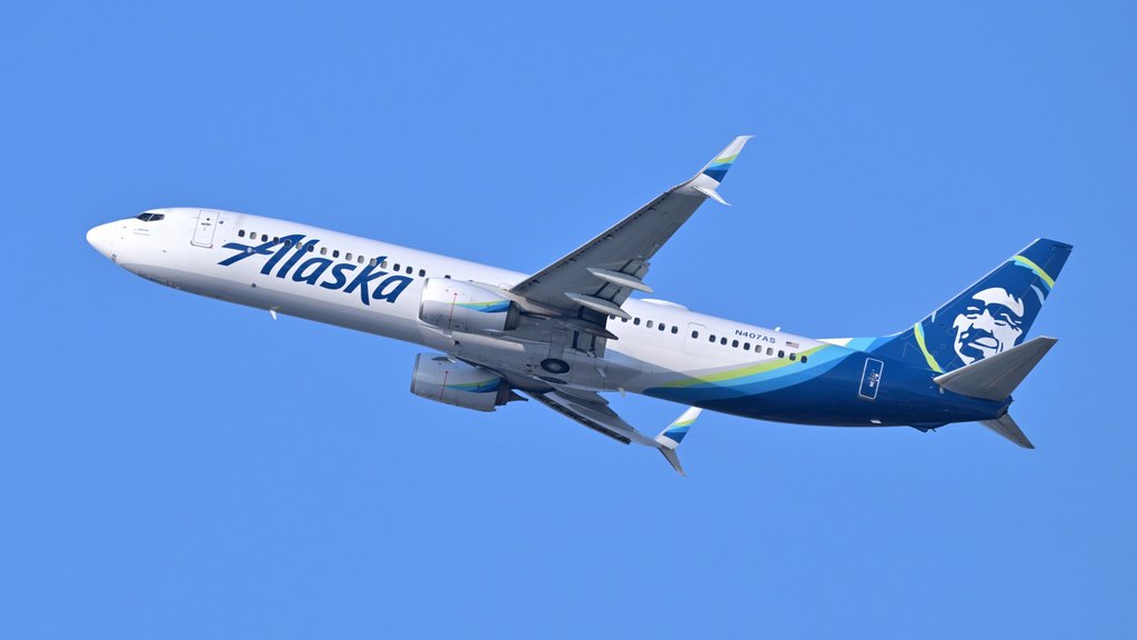 Alaska Airlines Targets Major Global Expansion With JAL Partnership by 2030