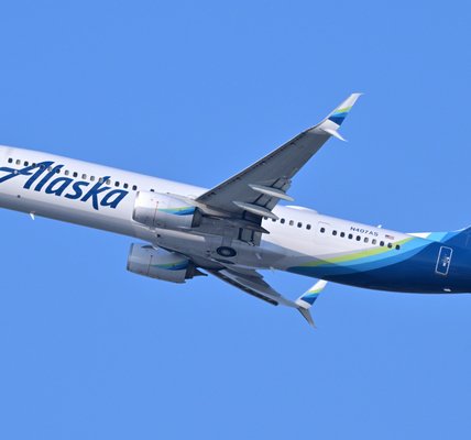 Alaska Airlines Targets Major Global Expansion With JAL Partnership by 2030