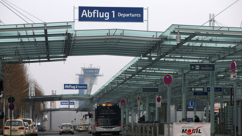 Nuremberg Airport Suspends Flights After Pilots Spot Suspected Drones in Germany