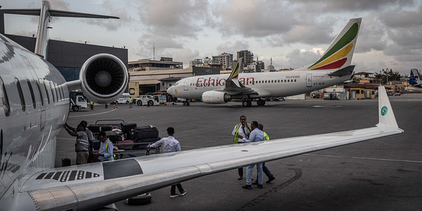 Missile Attacks Target Aden Airport as Saudi Arabia Intercepts Threat Near Yanbu